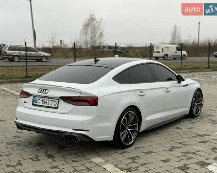 Білий Ауді S5, об'ємом двигуна 3 л та пробігом 100 тис. км за 23990 $, фото 4 на Automoto.ua