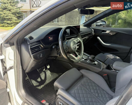 Белый Ауди С5, объемом двигателя 3 л и пробегом 104 тыс. км за 27500 $, фото 18 на Automoto.ua