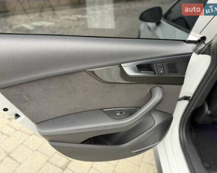 Білий Ауді S5, об'ємом двигуна 3 л та пробігом 100 тис. км за 23990 $, фото 22 на Automoto.ua