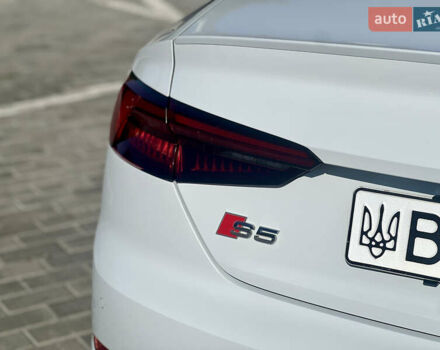 Білий Ауді S5, об'ємом двигуна 3 л та пробігом 130 тис. км за 33500 $, фото 19 на Automoto.ua