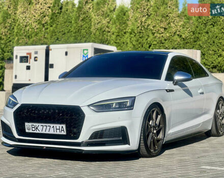 Білий Ауді S5, об'ємом двигуна 3 л та пробігом 130 тис. км за 33500 $, фото 5 на Automoto.ua