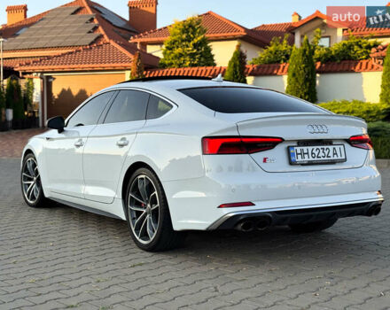 Белый Ауди С5, объемом двигателя 3 л и пробегом 156 тыс. км за 25800 $, фото 3 на Automoto.ua