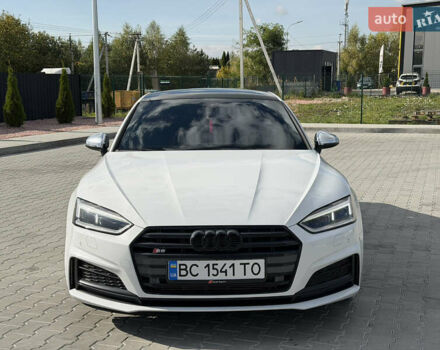 Белый Ауди С5, объемом двигателя 3 л и пробегом 98 тыс. км за 28990 $, фото 1 на Automoto.ua