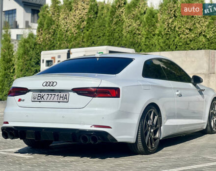 Білий Ауді S5, об'ємом двигуна 3 л та пробігом 130 тис. км за 33500 $, фото 11 на Automoto.ua