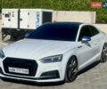 Білий Ауді S5, об'ємом двигуна 3 л та пробігом 130 тис. км за 33500 $, фото 4 на Automoto.ua