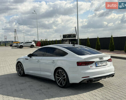 Белый Ауди С5, объемом двигателя 3 л и пробегом 98 тыс. км за 28990 $, фото 6 на Automoto.ua