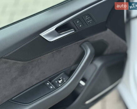 Белый Ауди С5, объемом двигателя 3 л и пробегом 138 тыс. км за 28500 $, фото 12 на Automoto.ua