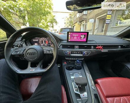 Білий Ауді S5, об'ємом двигуна 3 л та пробігом 66 тис. км за 47500 $, фото 21 на Automoto.ua