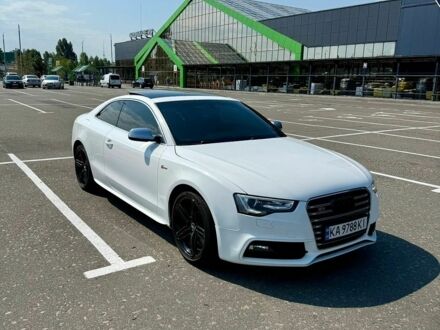 Білий Ауді S5, об'ємом двигуна 3 л та пробігом 143 тис. км за 13500 $, фото 1 на Automoto.ua