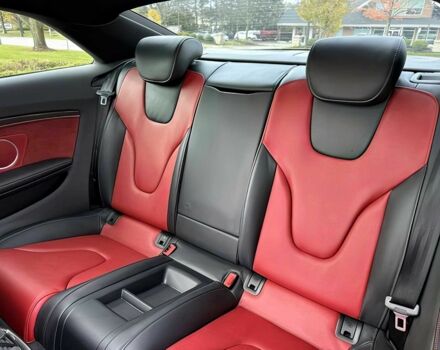 Чорний Ауді S5, об'ємом двигуна 3 л та пробігом 64 тис. км за 16780 $, фото 12 на Automoto.ua