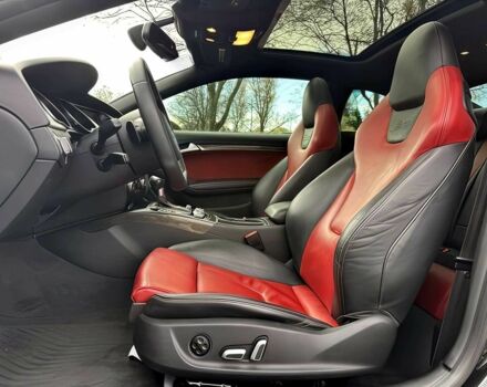 Чорний Ауді S5, об'ємом двигуна 3 л та пробігом 64 тис. км за 16780 $, фото 8 на Automoto.ua