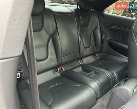 Червоний Ауді S5, об'ємом двигуна 4.2 л та пробігом 135 тис. км за 14500 $, фото 56 на Automoto.ua