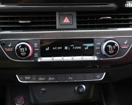 Ауди С5, объемом двигателя 3 л и пробегом 7 тыс. км за 58900 $, фото 19 на Automoto.ua