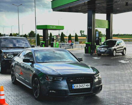 Сірий Ауді S5, об'ємом двигуна 3 л та пробігом 125 тис. км за 16999 $, фото 16 на Automoto.ua