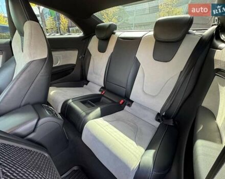 Серый Ауди С5, объемом двигателя 3 л и пробегом 118 тыс. км за 20990 $, фото 9 на Automoto.ua