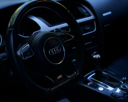 Сірий Ауді S5, об'ємом двигуна 3 л та пробігом 107 тис. км за 16500 $, фото 7 на Automoto.ua