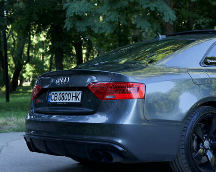 Сірий Ауді S5, об'ємом двигуна 3 л та пробігом 107 тис. км за 16500 $, фото 1 на Automoto.ua