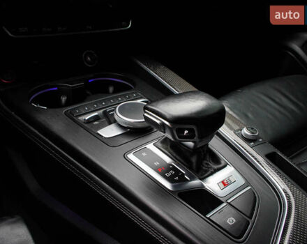 Сірий Ауді S5, об'ємом двигуна 3 л та пробігом 195 тис. км за 27999 $, фото 19 на Automoto.ua