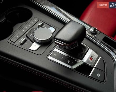 Серый Ауди С5, объемом двигателя 3 л и пробегом 69 тыс. км за 39940 $, фото 19 на Automoto.ua