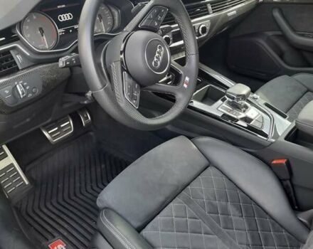 Серый Ауди С5, объемом двигателя 3 л и пробегом 33 тыс. км за 43500 $, фото 2 на Automoto.ua