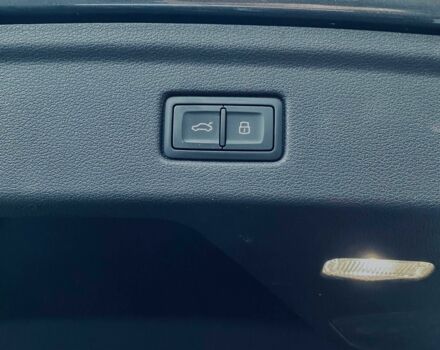 Серый Ауди С5, объемом двигателя 3 л и пробегом 25 тыс. км за 50000 $, фото 13 на Automoto.ua