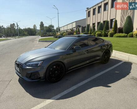 Серый Ауди С5, объемом двигателя 3 л и пробегом 25 тыс. км за 50500 $, фото 2 на Automoto.ua