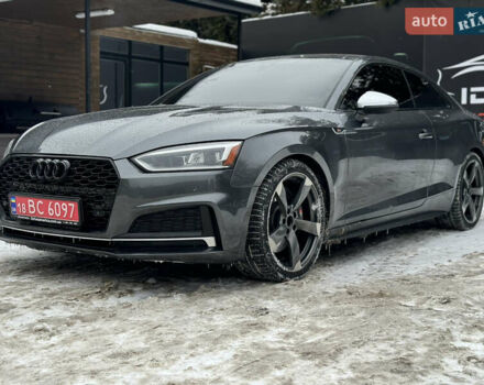 Серый Ауди С5, объемом двигателя 3 л и пробегом 140 тыс. км за 25999 $, фото 1 на Automoto.ua