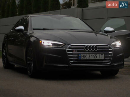 Сірий Ауді S5, об'ємом двигуна 3 л та пробігом 95 тис. км за 29500 $, фото 1 на Automoto.ua
