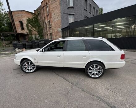 Білий Ауді S6, об'ємом двигуна 4.2 л та пробігом 333 тис. км за 11000 $, фото 4 на Automoto.ua