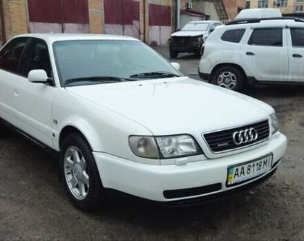 Белый Ауди С6, объемом двигателя 2.2 л и пробегом 308 тыс. км за 13000 $, фото 1 на Automoto.ua