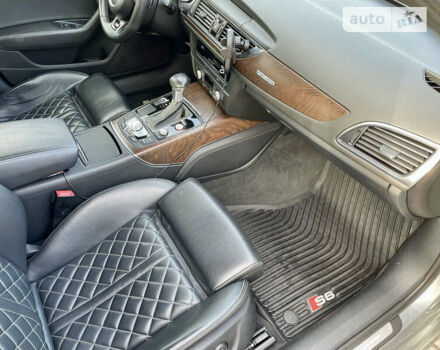 Сірий Ауді S6, об'ємом двигуна 3.99 л та пробігом 112 тис. км за 27300 $, фото 14 на Automoto.ua