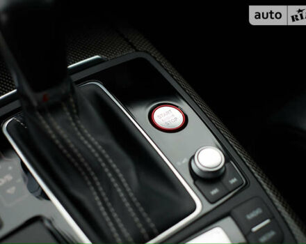 Сірий Ауді S6, об'ємом двигуна 3.99 л та пробігом 94 тис. км за 33500 $, фото 13 на Automoto.ua