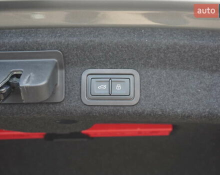 Серый Ауди С6, объемом двигателя 2.97 л и пробегом 36 тыс. км за 76000 $, фото 41 на Automoto.ua