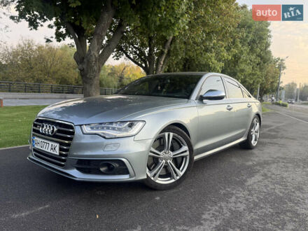 Ауді S6 2013 у Дніпро (Дніпропетровську) на Automoto.ua Сірий Ауді S6, об'ємом двигуна 3.99 л та пробігом 126 тис. км за 22999 $, фото 1 на Automoto.ua