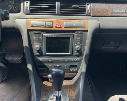 Синій Ауді С6, об'ємом двигуна 4.2 л та пробігом 211 тис. км за 4500 $, фото 4 на Automoto.ua