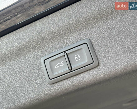 Синий Ауди С6, объемом двигателя 2.97 л и пробегом 132 тыс. км за 53000 $, фото 38 на Automoto.ua