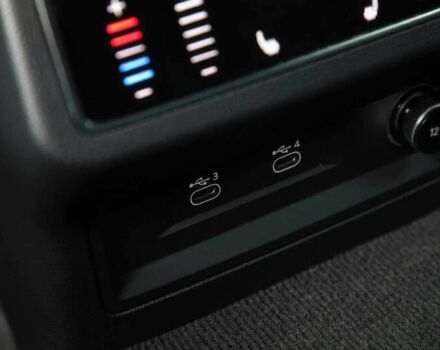 Чорний Ауді С7, об'ємом двигуна 4 л та пробігом 11 тис. км за 70000 $, фото 16 на Automoto.ua