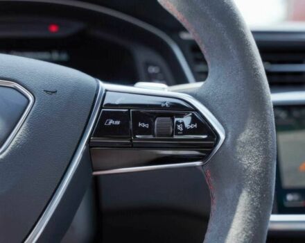 Серый Ауди С7, объемом двигателя 4 л и пробегом 15 тыс. км за 41000 $, фото 12 на Automoto.ua