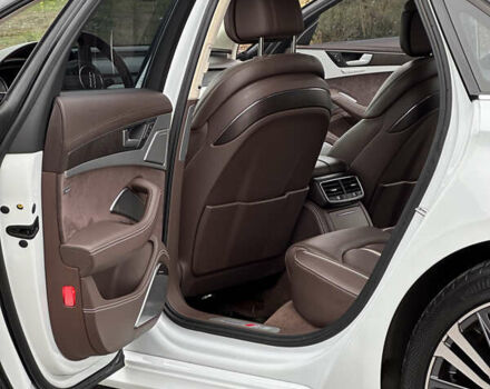 Белый Ауди С8, объемом двигателя 3.99 л и пробегом 164 тыс. км за 32999 $, фото 26 на Automoto.ua