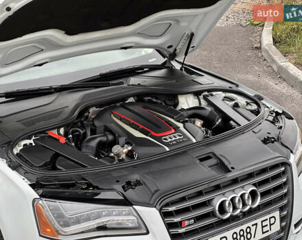 Белый Ауди С8, объемом двигателя 3.99 л и пробегом 164 тыс. км за 32999 $, фото 15 на Automoto.ua