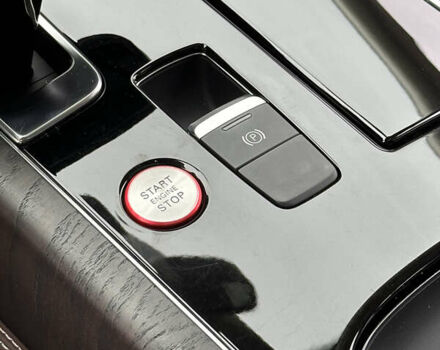 Белый Ауди С8, объемом двигателя 3.99 л и пробегом 164 тыс. км за 32999 $, фото 32 на Automoto.ua