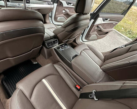 Белый Ауди С8, объемом двигателя 3.99 л и пробегом 164 тыс. км за 32999 $, фото 29 на Automoto.ua