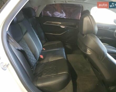 Белый Ауди С8, объемом двигателя 4 л и пробегом 98 тыс. км за 33000 $, фото 9 на Automoto.ua