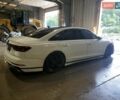 Белый Ауди С8, объемом двигателя 4 л и пробегом 98 тыс. км за 33000 $, фото 2 на Automoto.ua