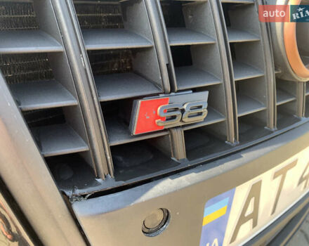 Черный Ауди С8, объемом двигателя 5.2 л и пробегом 270 тыс. км за 12999 $, фото 13 на Automoto.ua
