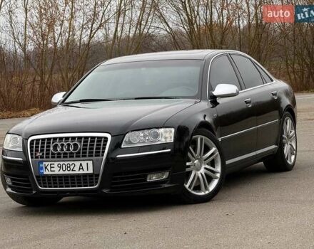 Черный Ауди С8, объемом двигателя 5.2 л и пробегом 153 тыс. км за 22777 $, фото 7 на Automoto.ua