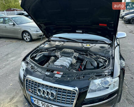 Ауди С8 2007 в Киеве на Automoto.ua Черный Ауди С8, объемом двигателя 5.2 л и пробегом 150 тыс. км за 14990 $, фото 5 на Automoto.ua
