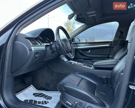 Ауди С8 2007 в Киеве на Automoto.ua Черный Ауди С8, объемом двигателя 5.2 л и пробегом 150 тыс. км за 14990 $, фото 14 на Automoto.ua