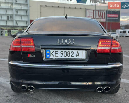 Ауди С8 2007 в Киеве на Automoto.ua Черный Ауди С8, объемом двигателя 5.2 л и пробегом 150 тыс. км за 14990 $, фото 35 на Automoto.ua