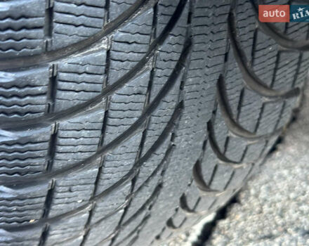 Ауди С8 2007 в Киеве на Automoto.ua Черный Ауди С8, объемом двигателя 5.2 л и пробегом 150 тыс. км за 14990 $, фото 77 на Automoto.ua